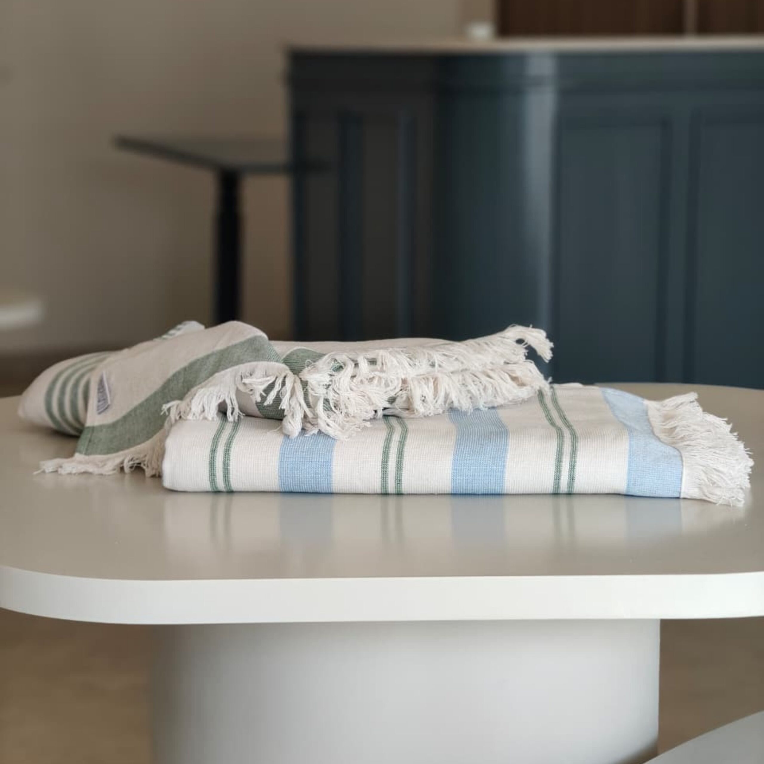 Square Images (3) Premium One-Side Terry Cotton Bath Towel 400 GSM